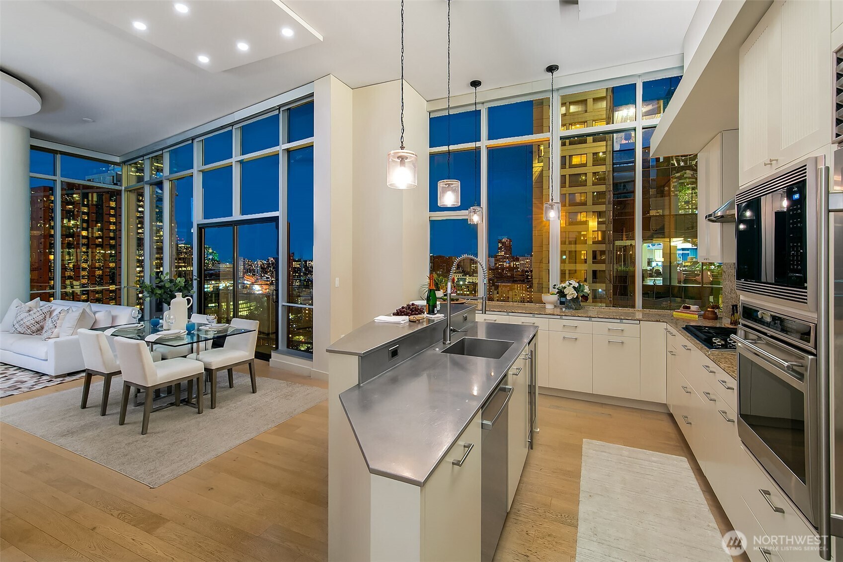 909 5th Avenue Seattle WA 98164