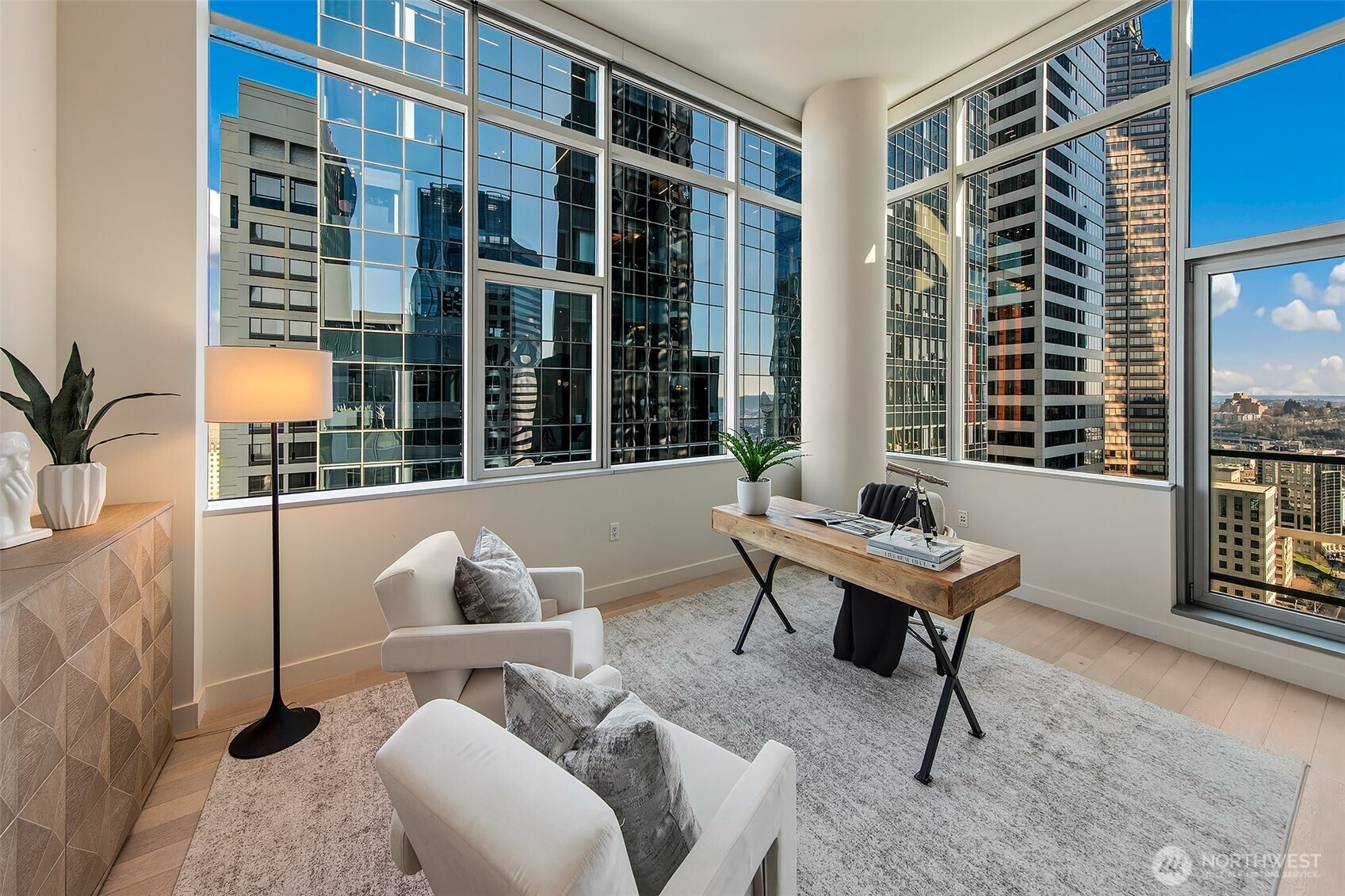 909 5th Avenue Seattle WA 98164
