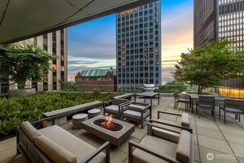 909 5th Avenue Seattle WA 98164