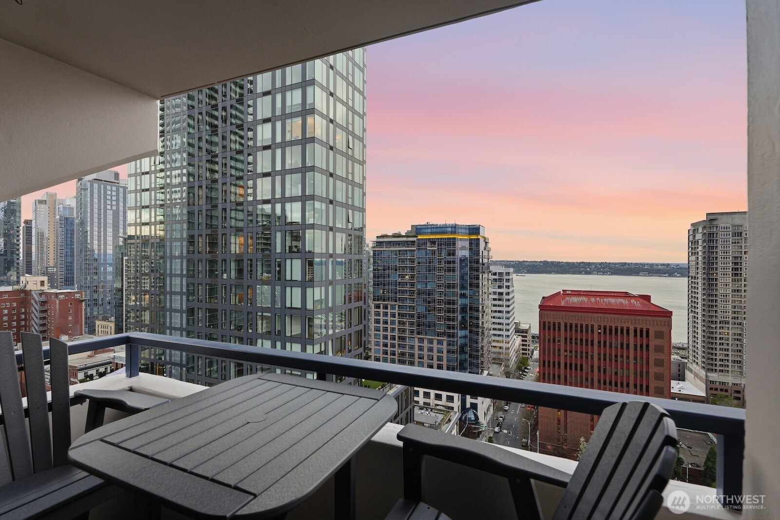 2100 3rd Avenue Seattle WA 98121