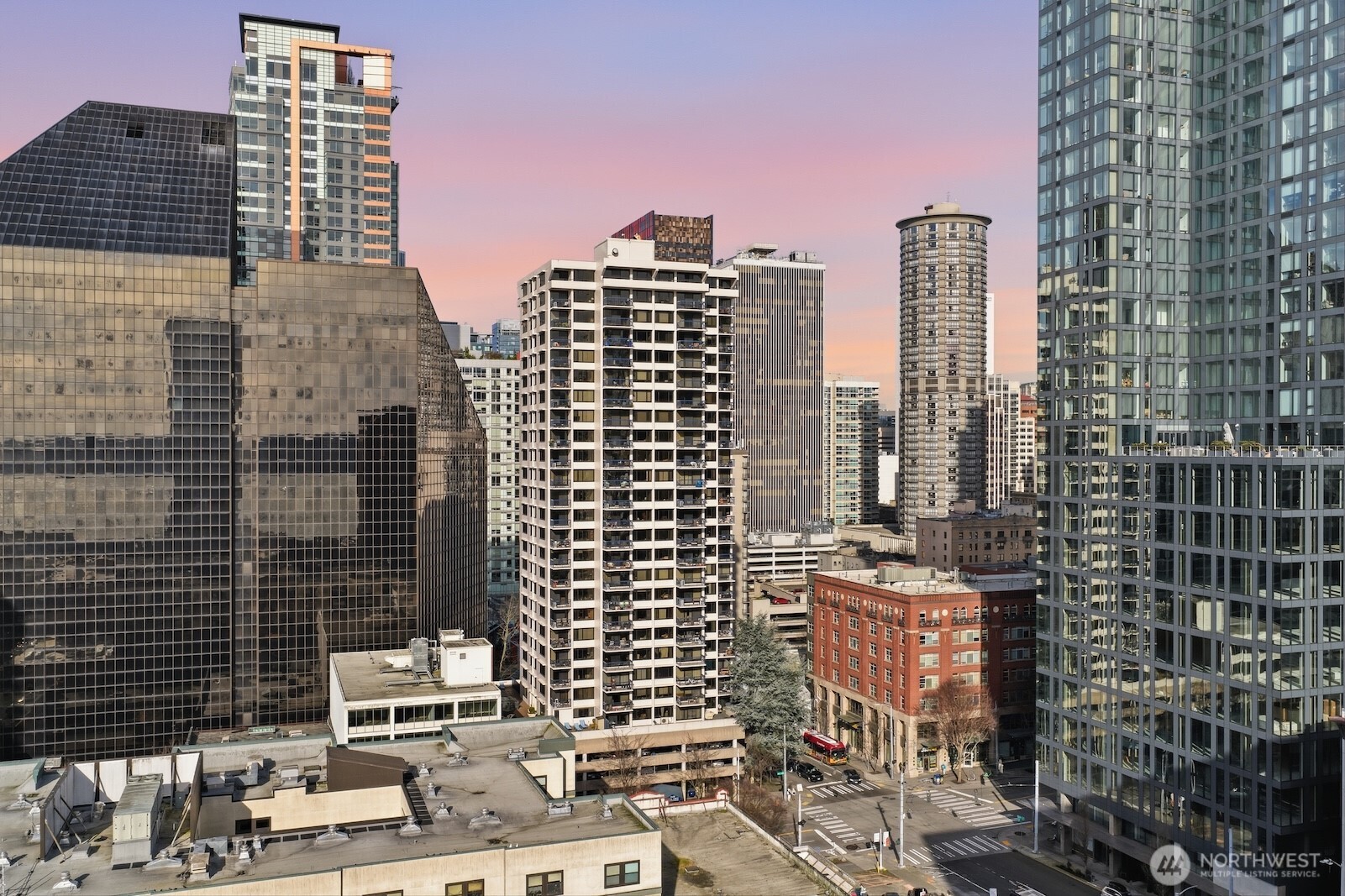 2100 3rd Avenue Seattle WA 98121