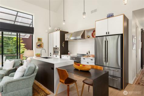 4670 Flying Goat Avenue NE Bainbridge Island WA 98110