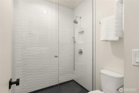 4670 Flying Goat Avenue NE Bainbridge Island WA 98110
