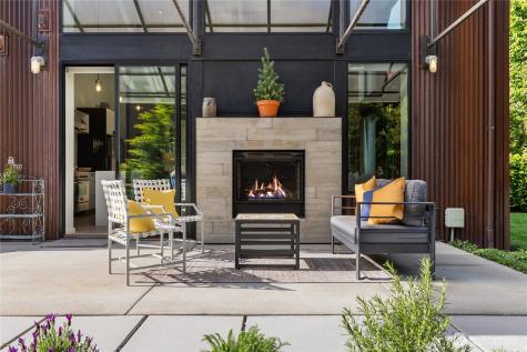 4670 Flying Goat Avenue NE Bainbridge Island WA 98110