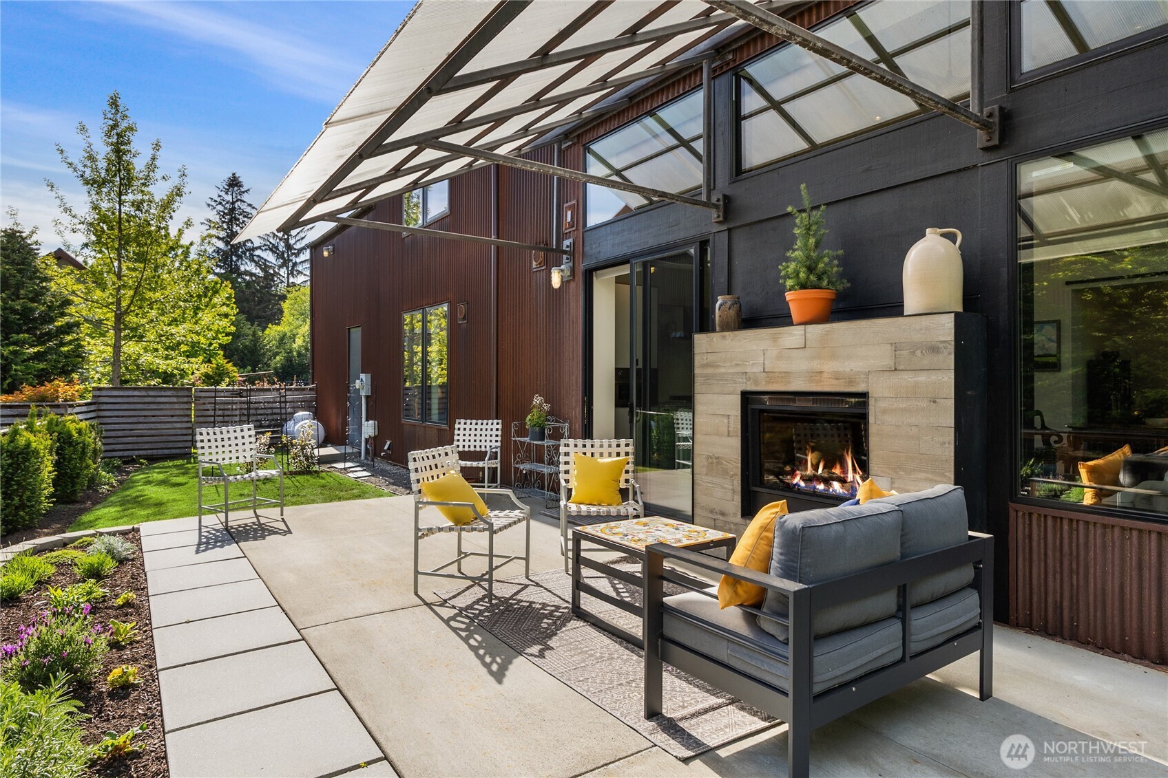 4670 Flying Goat Avenue NE Bainbridge Island WA 98110