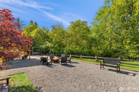 4670 Flying Goat Avenue NE Bainbridge Island WA 98110