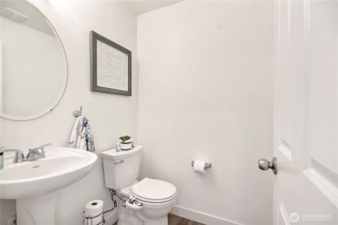 802 62nd Street SE Auburn WA 98092