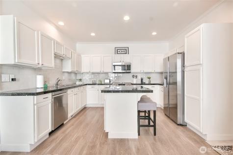 802 62nd Street SE Auburn WA 98092