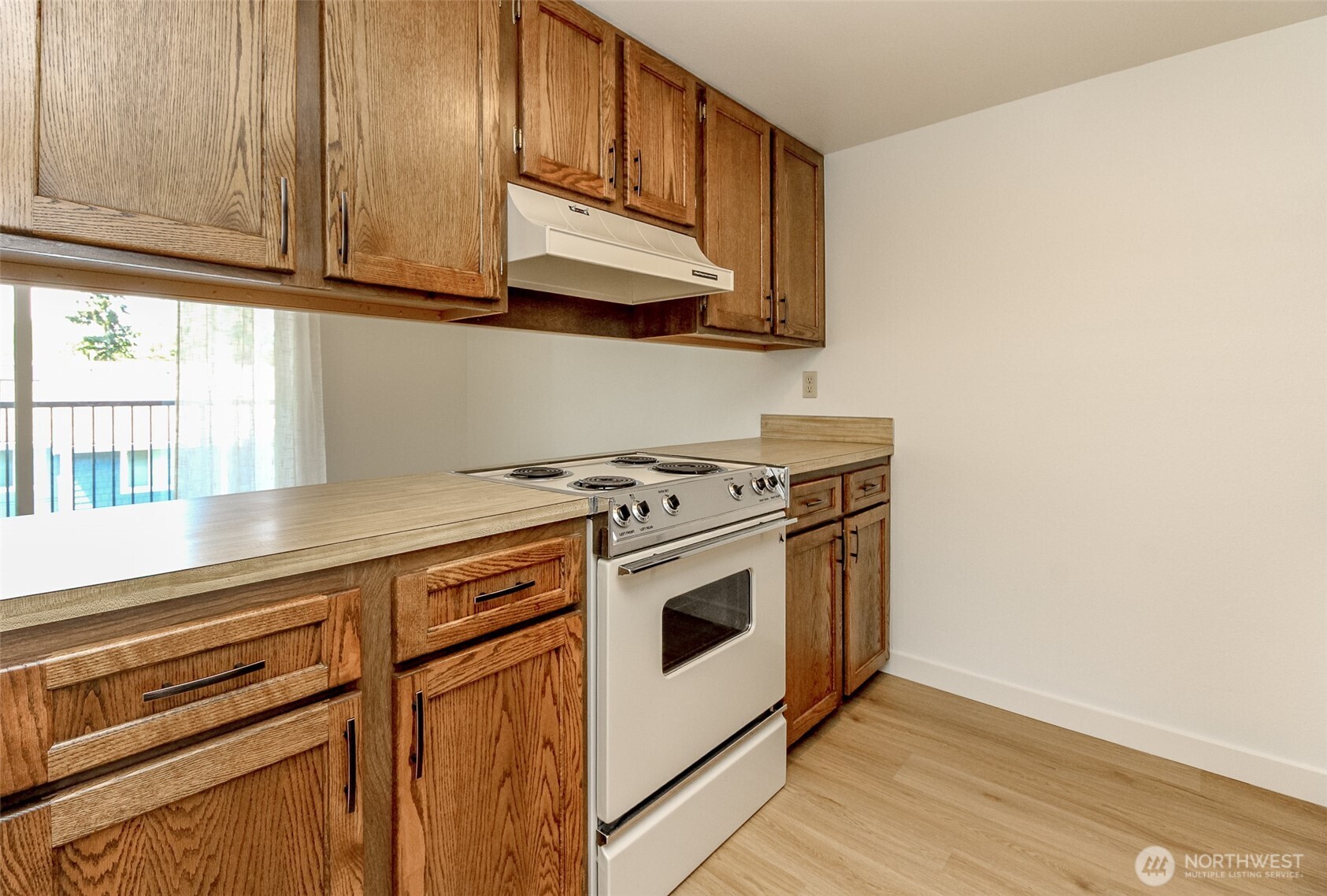 2431 S 248th Street Kent WA 98032