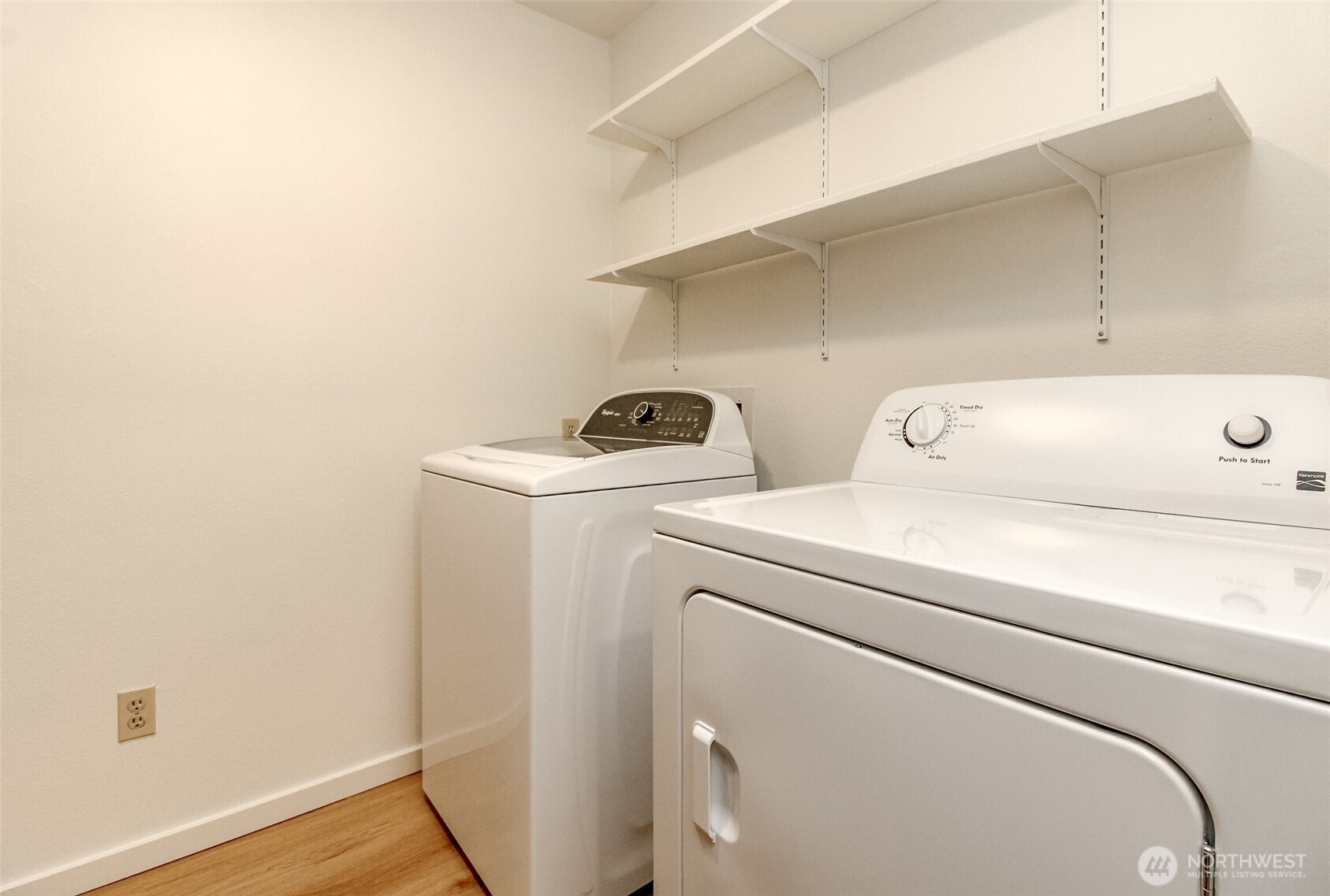2431 S 248th Street Kent WA 98032