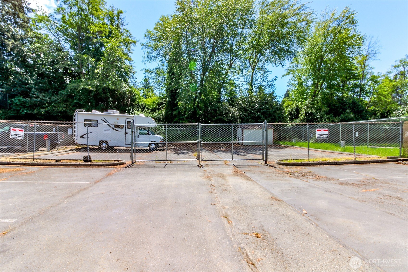 2431 S 248th Street Kent WA 98032