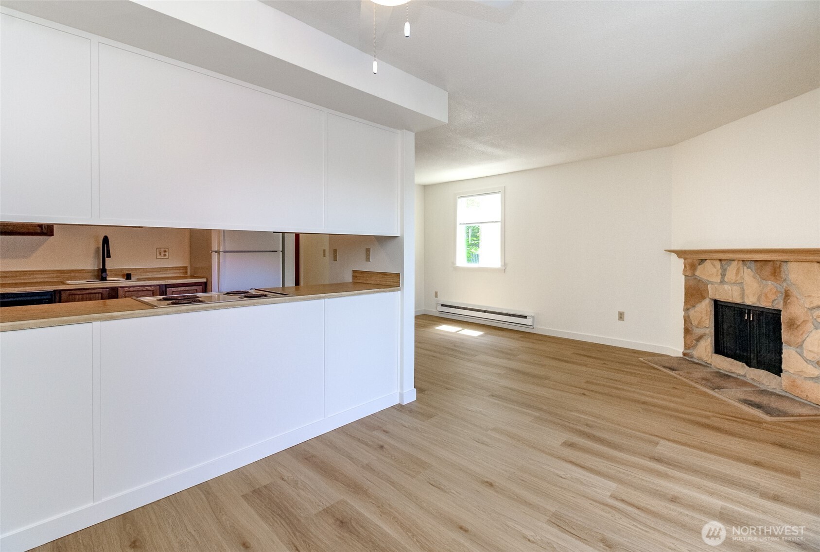 2431 S 248th Street Kent WA 98032