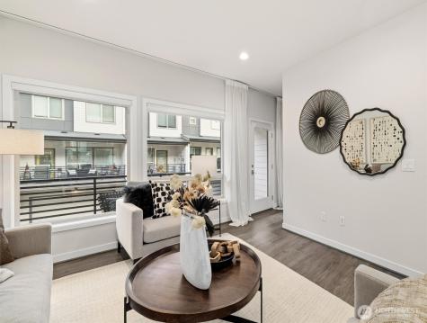 964 7th Avenue NE Issaquah WA 98029