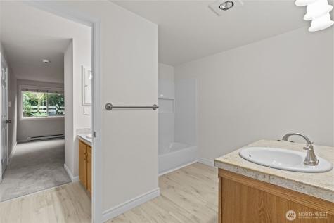 10014 NE 127th Place Kirkland WA 98034