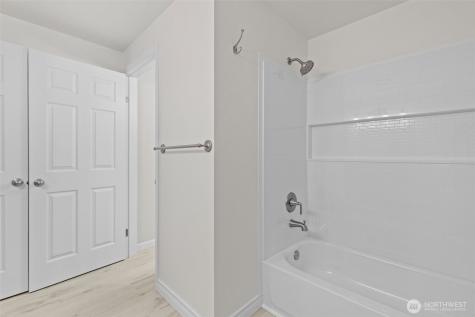 10014 NE 127th Place Kirkland WA 98034