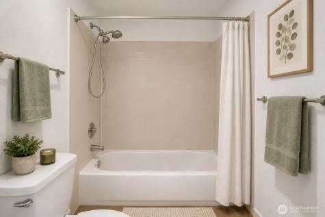 1239 SW 132nd Lane Burien WA 98146