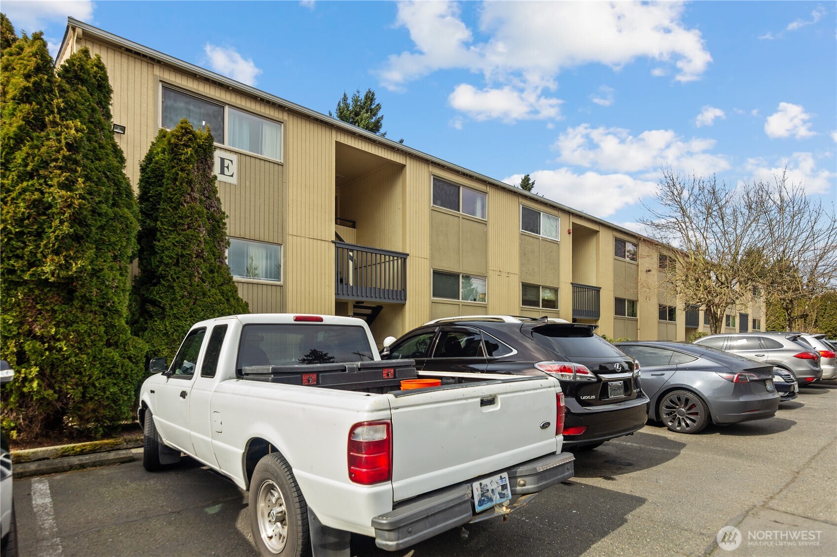 31003 14th Avenue S Federal Way WA 98003