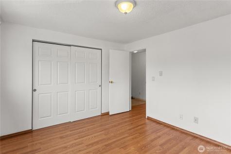 31003 14th Avenue S Federal Way WA 98003