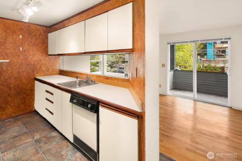 1836 25th Avenue Seattle WA 98122