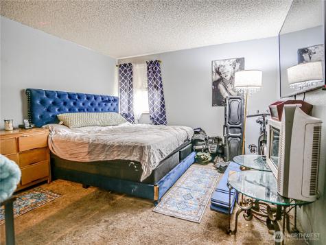 8609 Zircon Drive SW Lakewood WA 98498