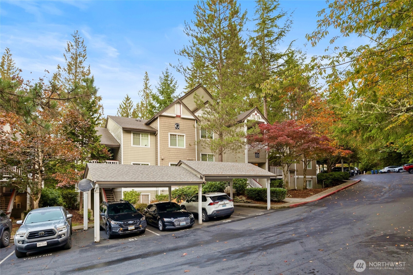 18501 SE Newport Way Issaquah WA 98027