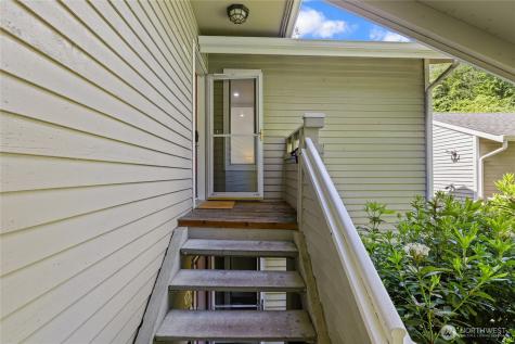 9009 Avondale Road NE Redmond WA 98052