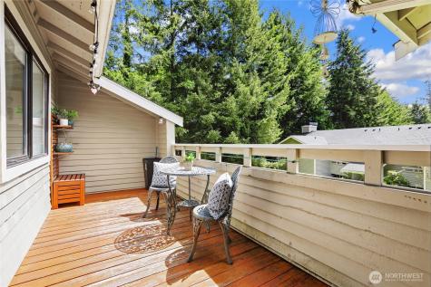 9009 Avondale Road NE Redmond WA 98052
