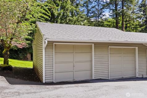 9009 Avondale Road NE Redmond WA 98052