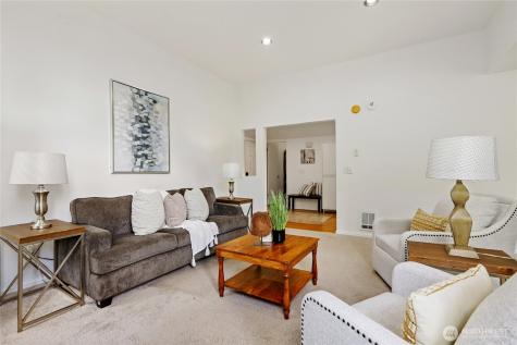 9009 Avondale Road NE Redmond WA 98052