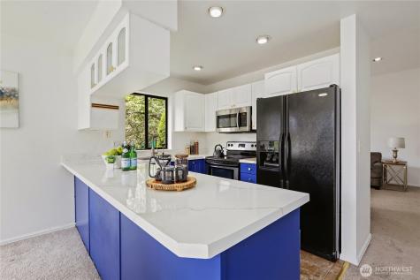 9009 Avondale Road NE Redmond WA 98052