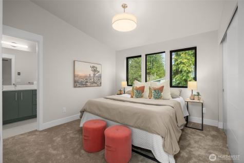 6038 50th Avenue NE Seattle WA 98115