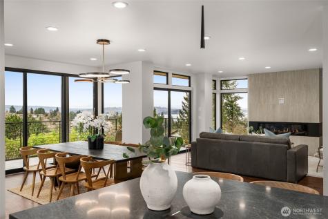 6038 50th Avenue NE Seattle WA 98115