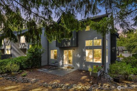 3752 257th Avenue SE Sammamish WA 98029
