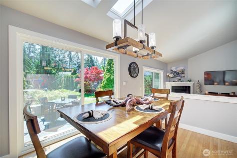 2013 210th Circle NE Sammamish WA 98074
