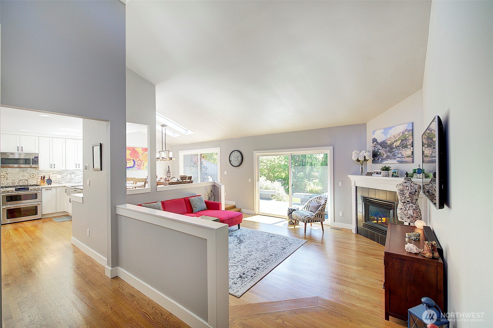 2013 210th Circle NE Sammamish WA 98074