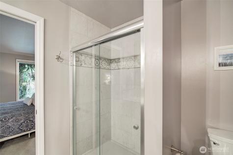 2013 210th Circle NE Sammamish WA 98074