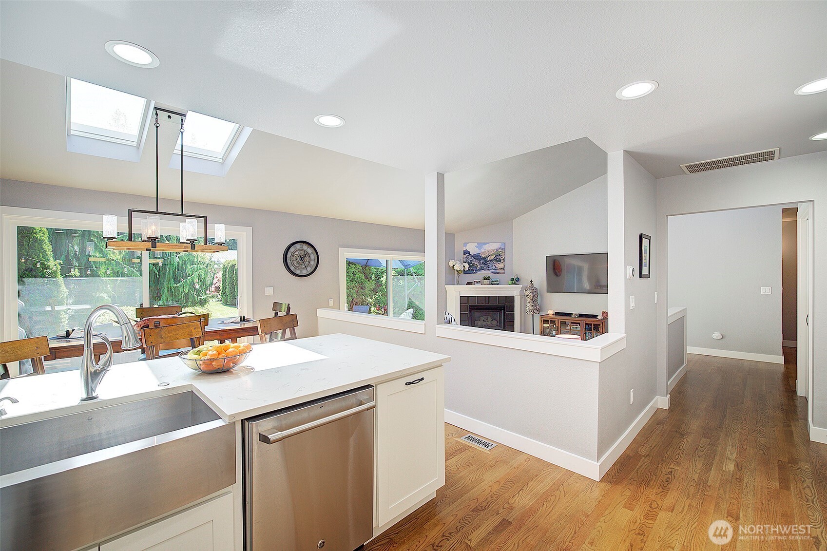 2013 210th Circle NE Sammamish WA 98074