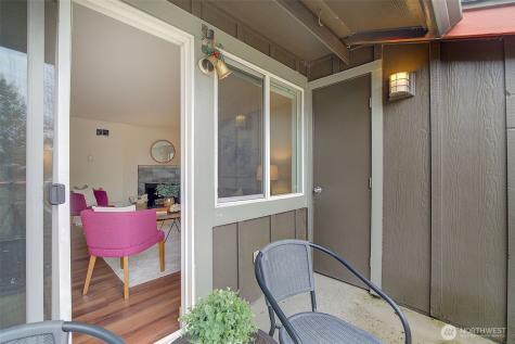 11058 NE 33rd Place Bellevue WA 98004