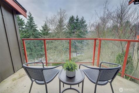 11058 NE 33rd Place Bellevue WA 98004