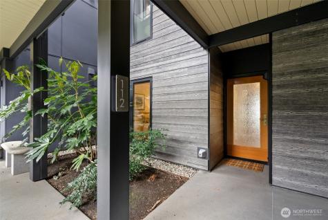 428 Harborview Drive SE Bainbridge Island WA 98110