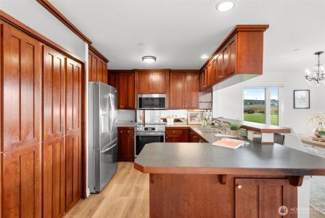 428 Harborview Drive SE Bainbridge Island WA 98110