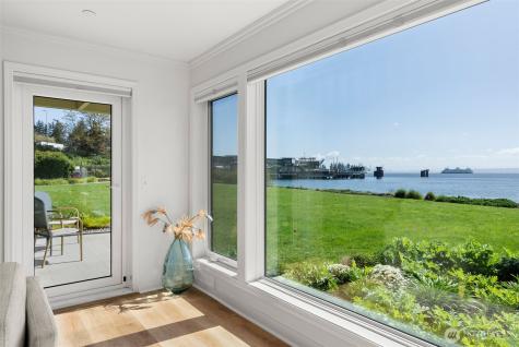 428 Harborview Drive SE Bainbridge Island WA 98110