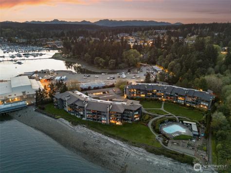 428 Harborview Drive SE Bainbridge Island WA 98110