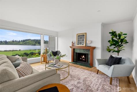 428 Harborview Drive SE Bainbridge Island WA 98110
