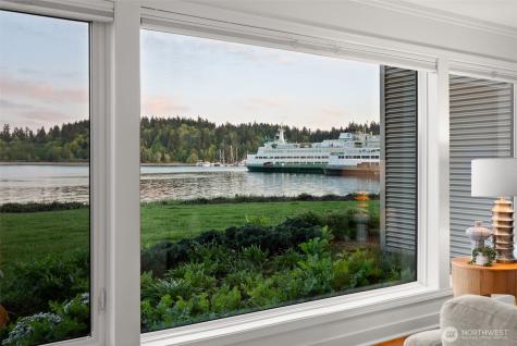428 Harborview Drive SE Bainbridge Island WA 98110