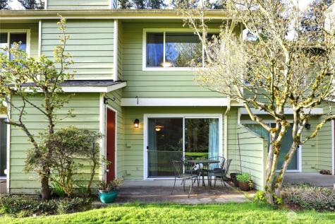 3957 NW Fairway Lane Bremerton WA 98312