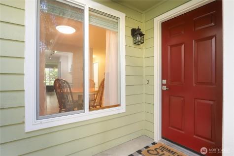 3957 NW Fairway Lane Bremerton WA 98312