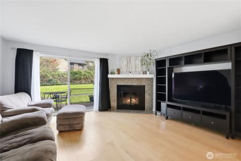 3957 NW Fairway Lane Bremerton WA 98312