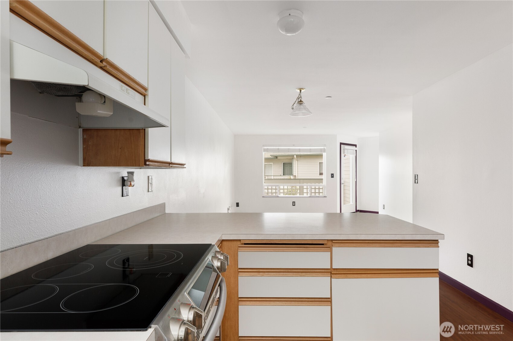 485 SW Bayshore Drive Oak Harbor WA 98277