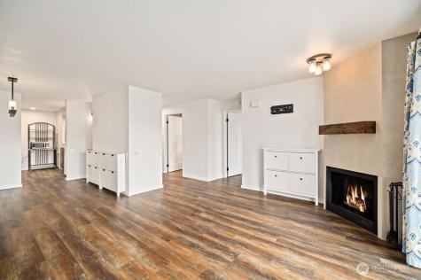 132 Summit Kent WA 98030